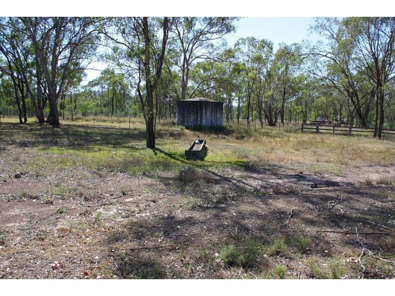 2352 Leyburn Cunningham Road, Pratten QLD 4370