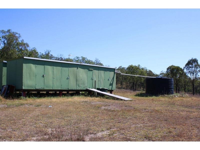 2352 Leyburn Cunningham Road, Pratten QLD 4370