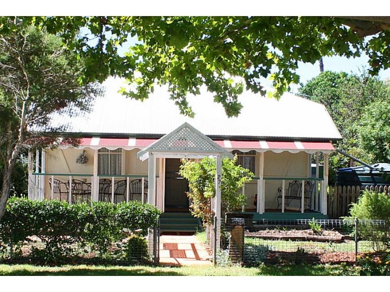 27 Herbert Street, Allora QLD 4362