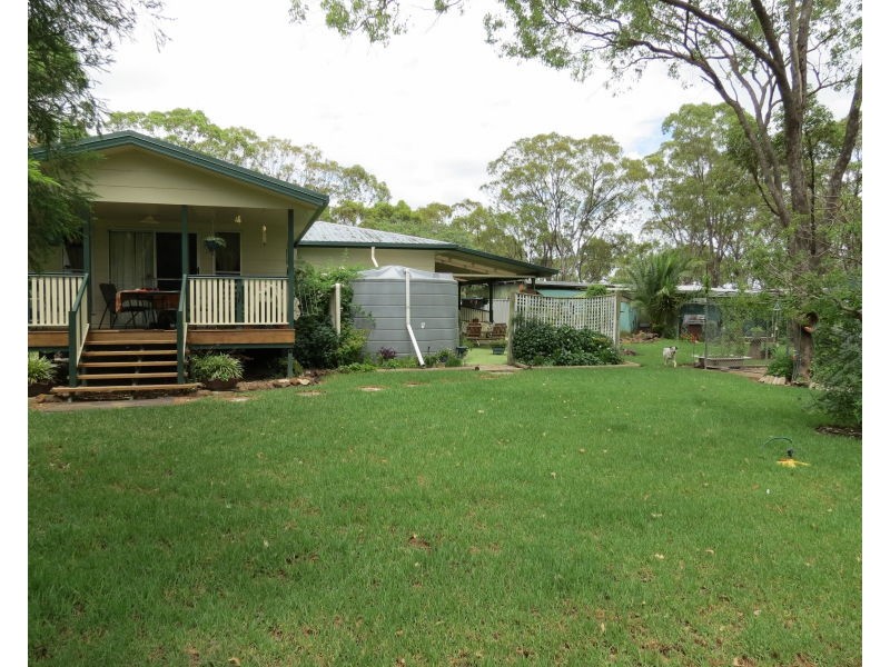 106 Maryvale Street St, Hendon QLD 4362