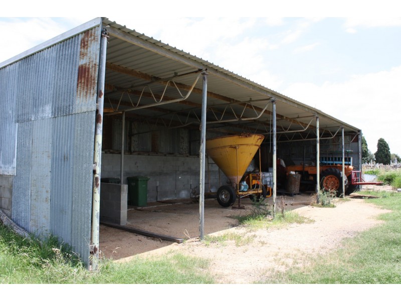 120 Allora-Clifton Road, Allora QLD 4362