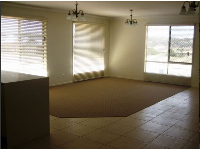 1/3 Coulsell Street, Warwick QLD 4370
