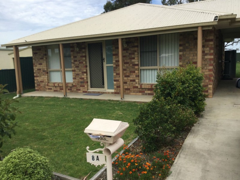 8A Arnold Street, Allora QLD 4362