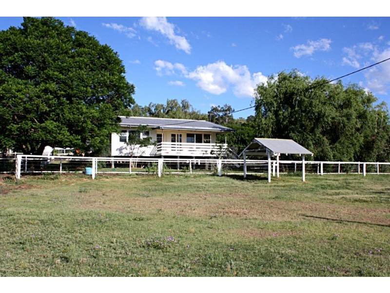 17341 New England Highway, Allora QLD 4362