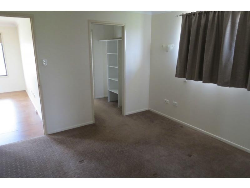 19 South Street, Allora QLD 4362