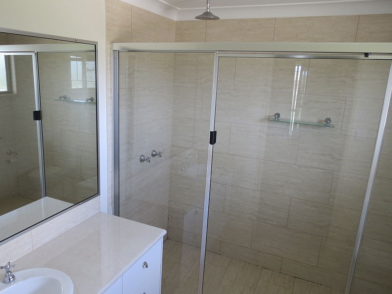 19 South Street, Allora QLD 4362