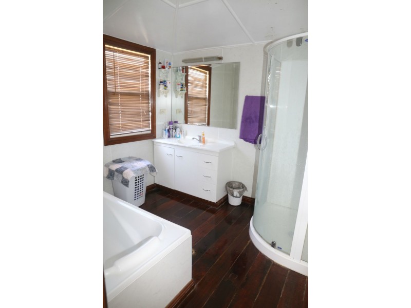 10 Hollins Court, Warwick QLD 4370