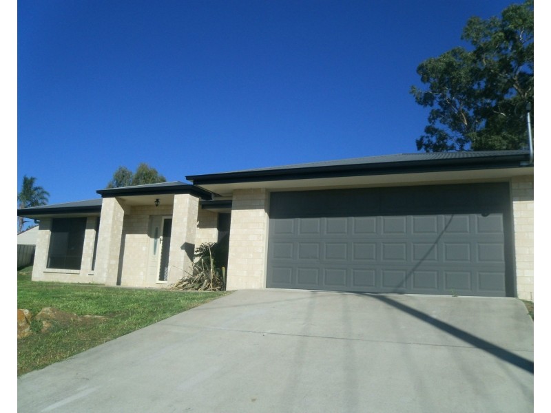 8 Coorey Place, Warwick QLD 4370