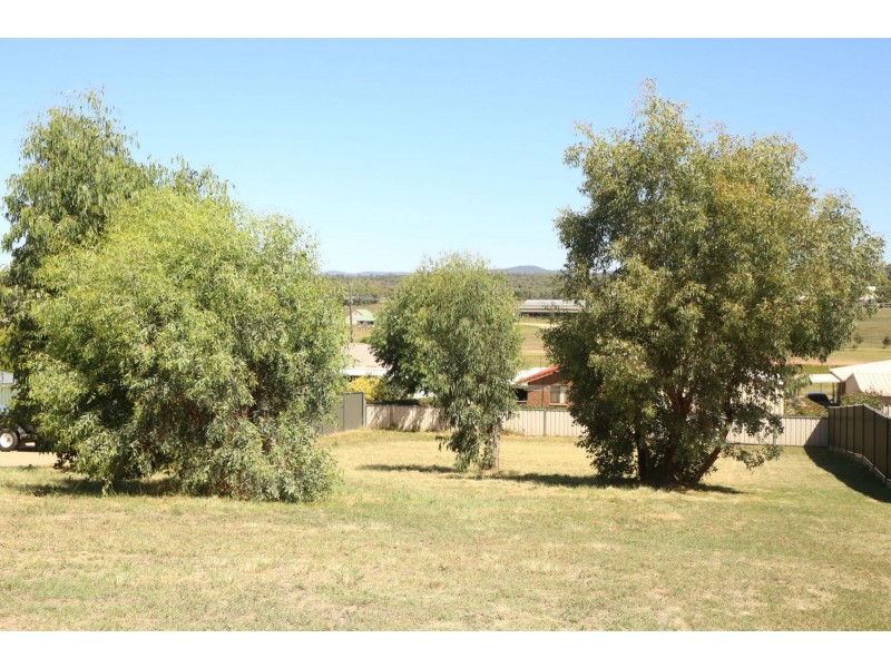 21 Walker Street, Warwick QLD 4370