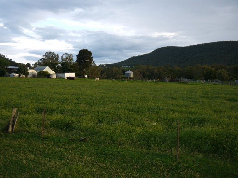 57 Briggs Road, Upper Freestone QLD 4370