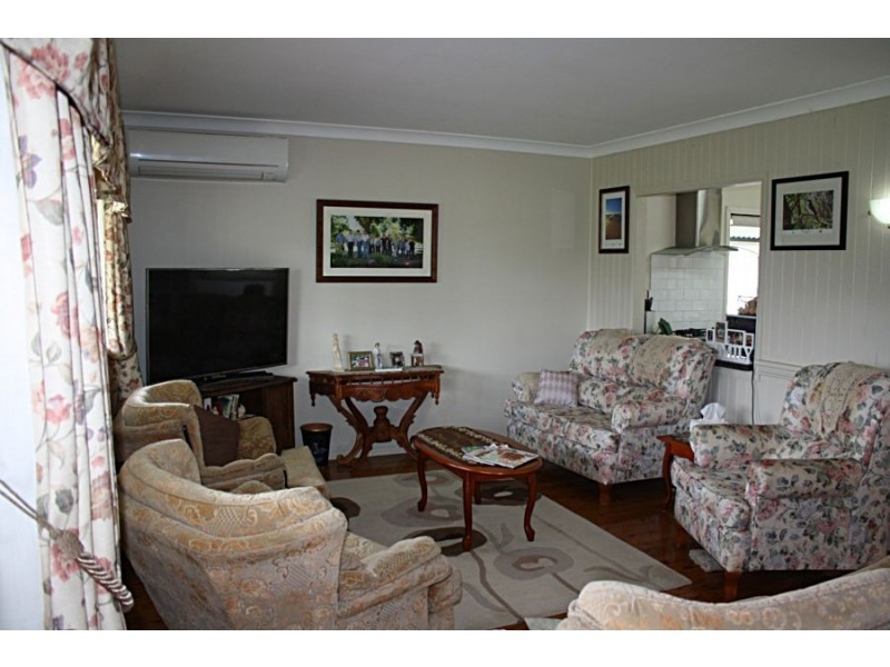 92 Tummaville Road, Leyburn QLD 4365