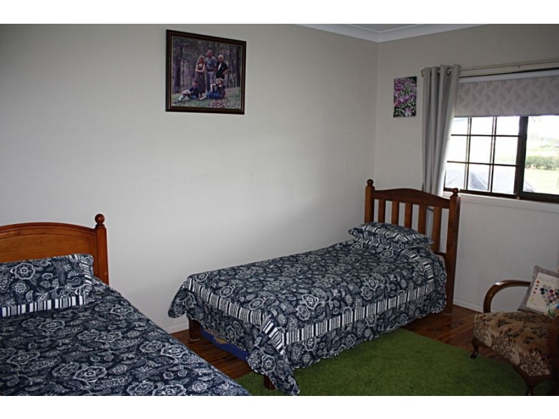 92 Tummaville Road, Leyburn QLD 4365