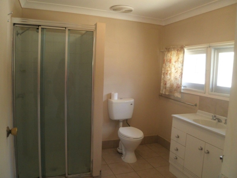 45 Water Tank Road, Pratten QLD 4370