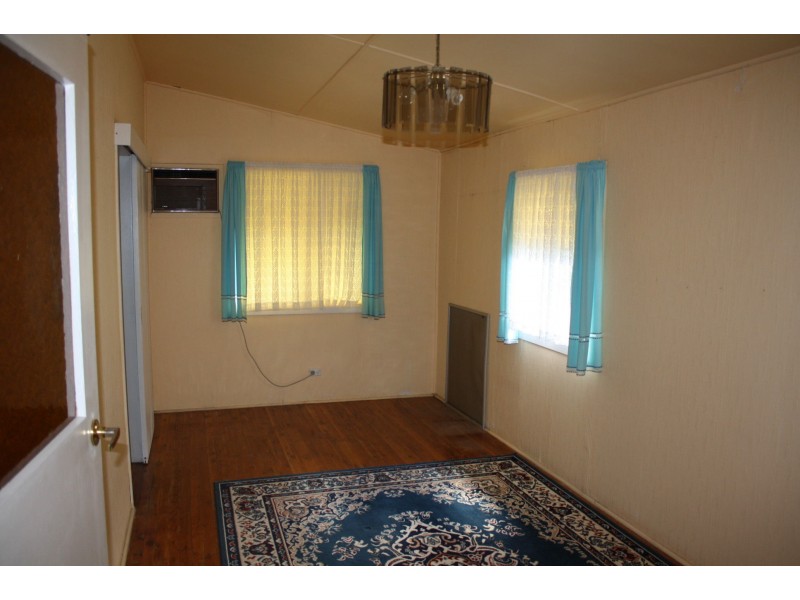 11 Forde Street, Allora QLD 4362