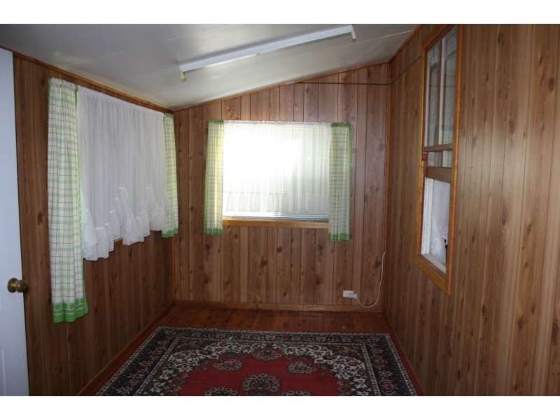 11 Forde Street, Allora QLD 4362