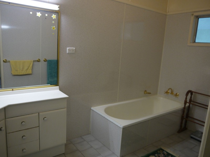 875 Tobacco Road, Inglewood QLD 4387