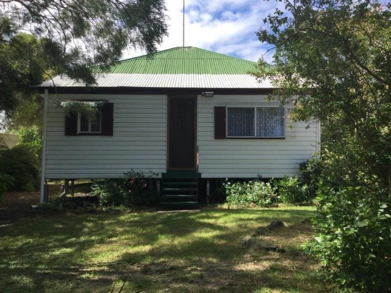 81 Logan Road, Clifton QLD 4361