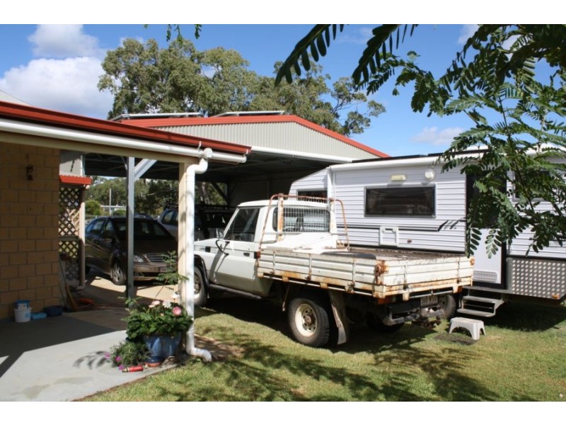 38 Allora Street, Hendon QLD 4362