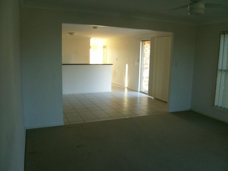 8 Chapel Court, Warwick QLD 4370