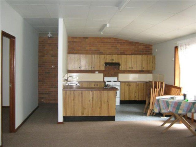 Unit 1/161 Wallace Street, Warwick QLD 4370