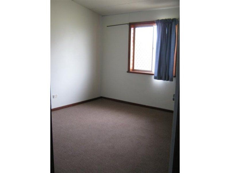 Unit 1/161 Wallace Street, Warwick QLD 4370