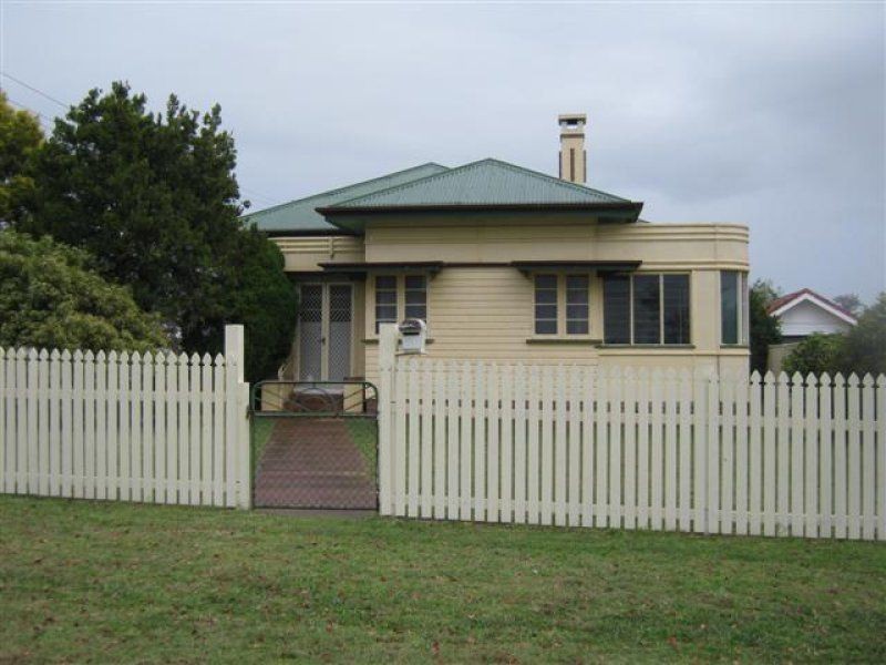 91 Dragon Street, Warwick QLD 4370