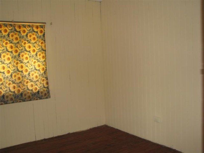 23 Wallace Street, Warwick QLD 4370