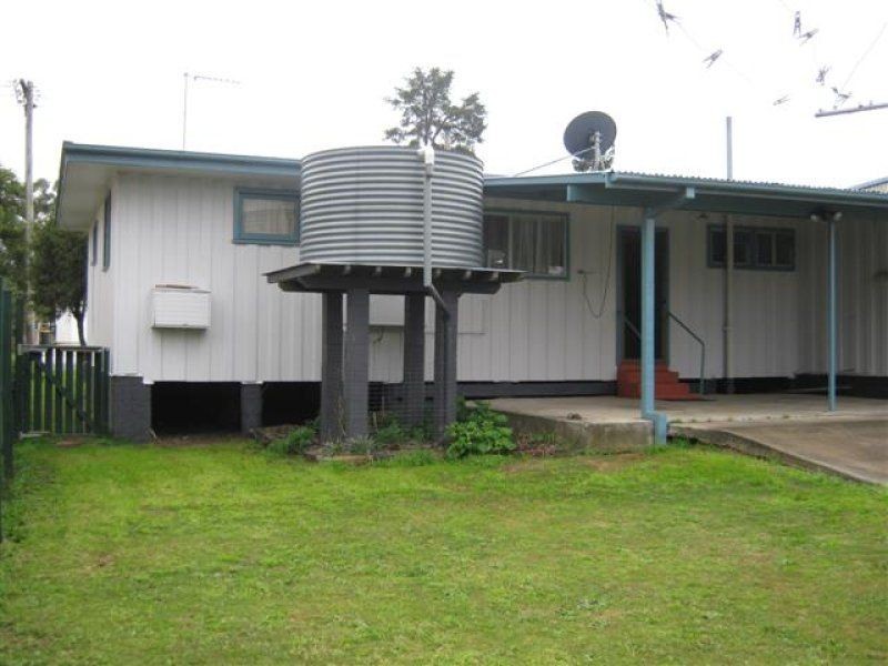 4 Ellwood Avenue, Warwick QLD 4370
