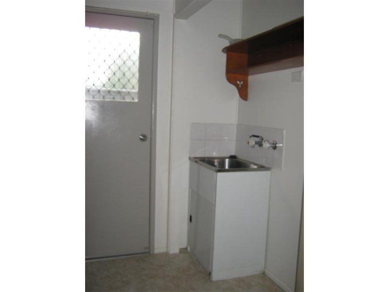 Unit 2/161 Wallace Street, Warwick QLD 4370