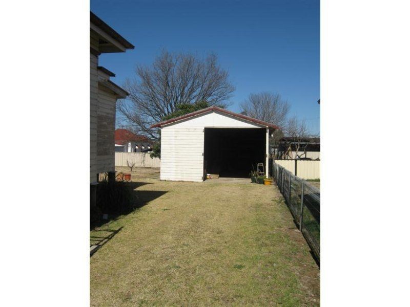 16 Cecil Street, Warwick QLD 4370