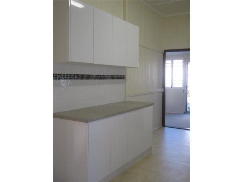 16 Cecil Street, Warwick QLD 4370