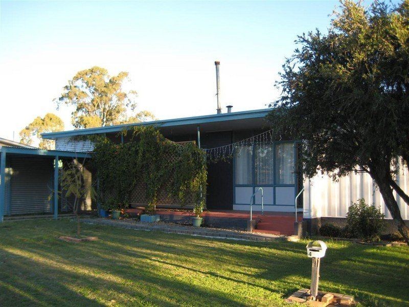 4 Ellwood Avenue, Warwick QLD 4370