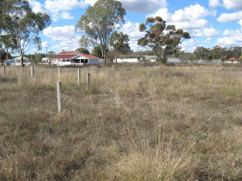 L9 Peter Street, Leyburn QLD 4365