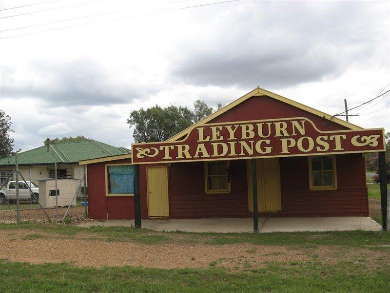 11 Dove Street, Leyburn QLD 4365