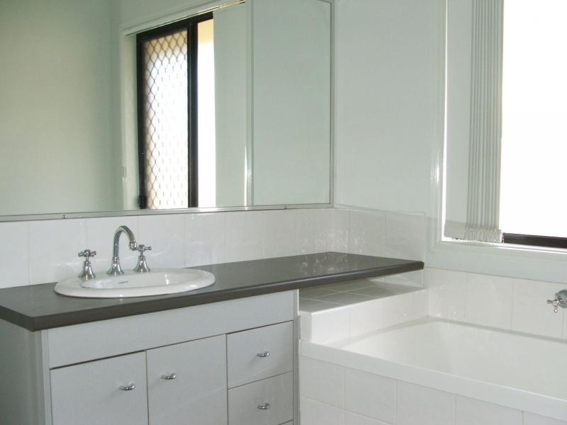 23 Rose Lea Court, Warwick QLD 4370