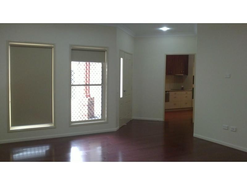 Unit 2/89 Guy, Warwick QLD 4370