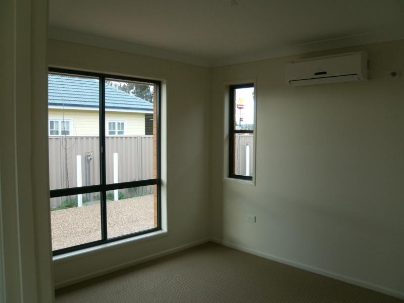 Unit 1/22 Stewart Avenue, Warwick QLD 4370