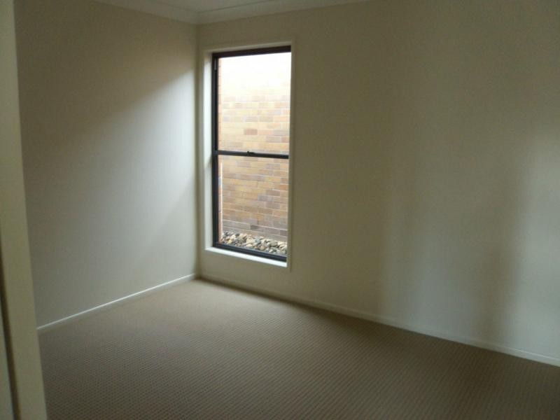 Unit 1/22 Stewart Avenue, Warwick QLD 4370