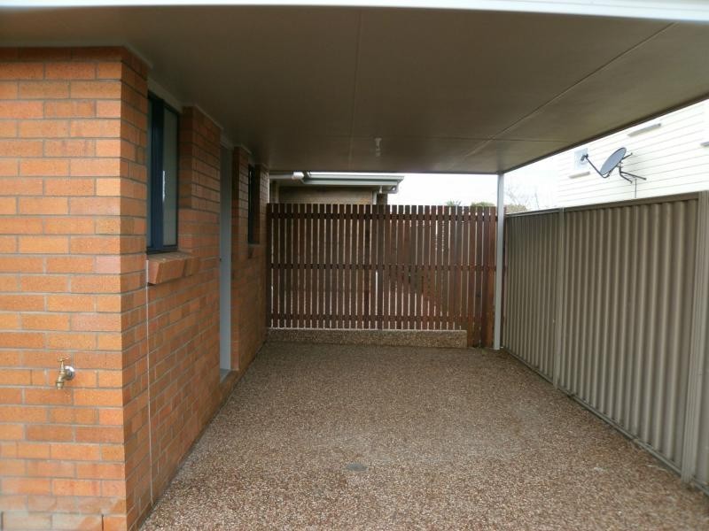Unit 1/22 Stewart Avenue, Warwick QLD 4370