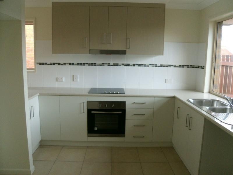 Unit 3/22 Stewart Avenue, Warwick QLD 4370