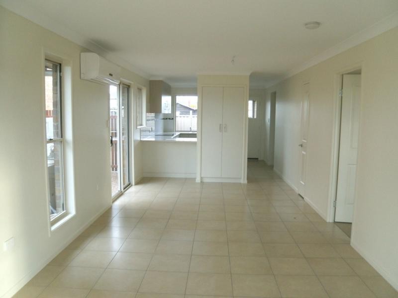 Unit 3/22 Stewart Avenue, Warwick QLD 4370