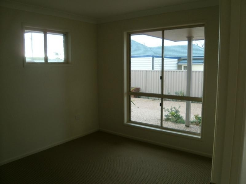 Unit 3/22 Stewart Avenue, Warwick QLD 4370