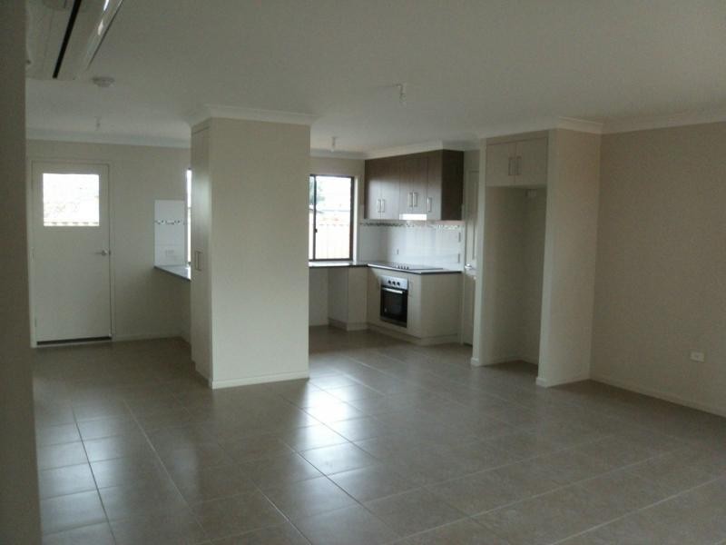 Unit 4/22 Stewart Avenue, Warwick QLD 4370