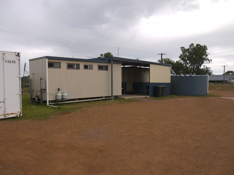534 Uandi Rd, Warroo QLD 4387