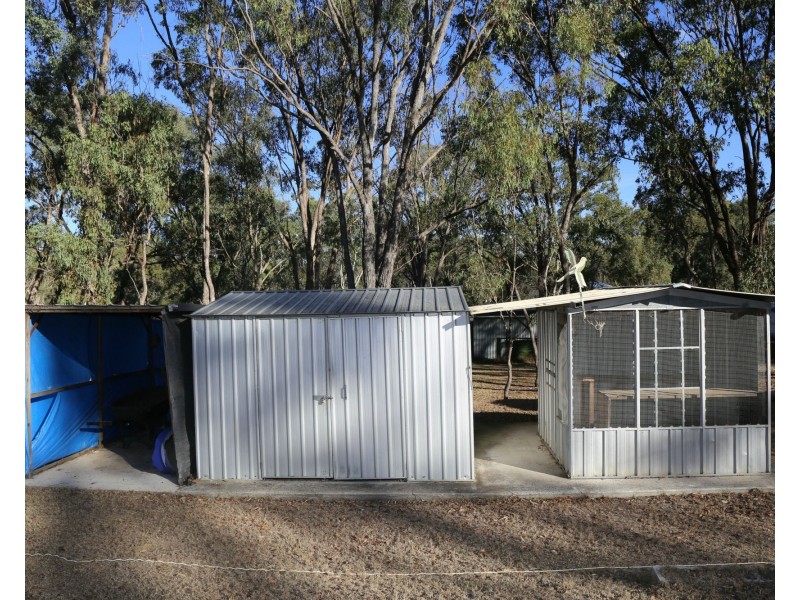 27 Lester Street, Pratten QLD 4370