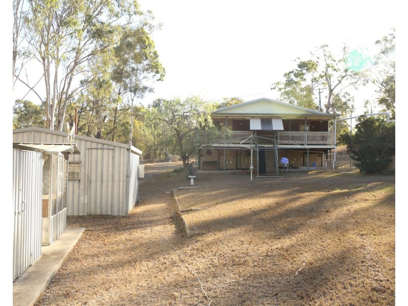 27 Lester Street, Pratten QLD 4370