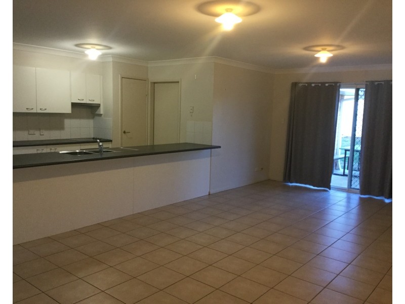 24 Boronia Dr, Warwick QLD 4370