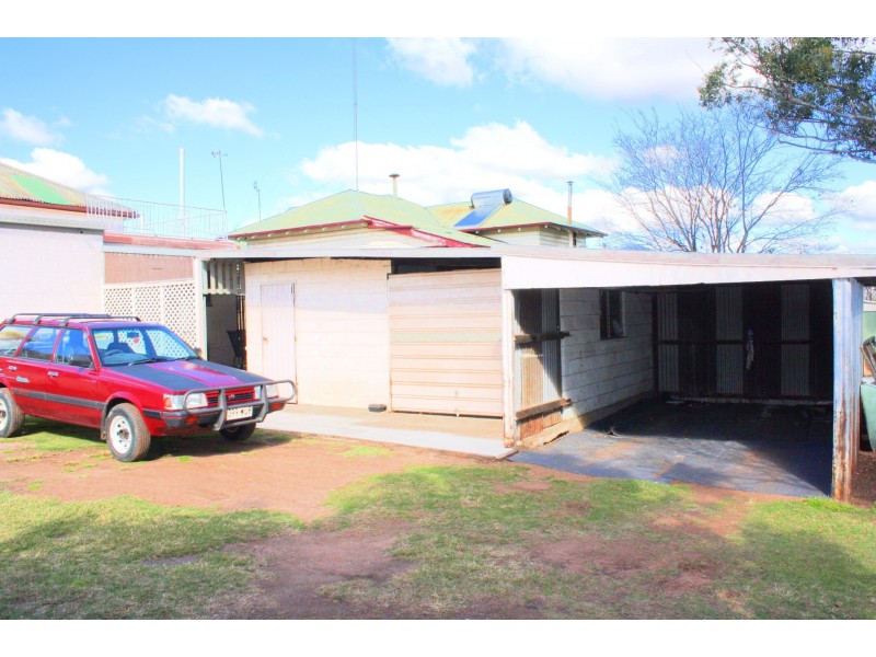 15 Wantley St, Warwick QLD 4370