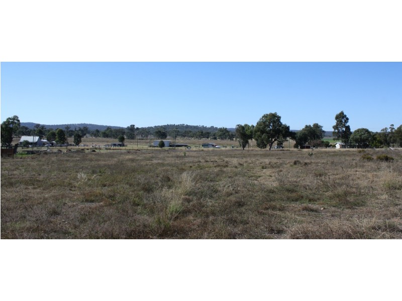 2772 Leyburn Cunningham Rd, Pratten QLD 4370