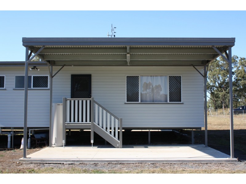 21 Leslie Street, Hendon QLD 4362